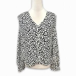 Nordstrom Button Down Long Sleeve Blouse V Neckline Black White Women's S NWOT